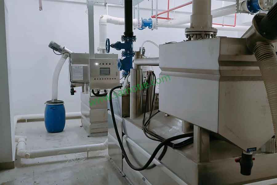 全自动油水分离器